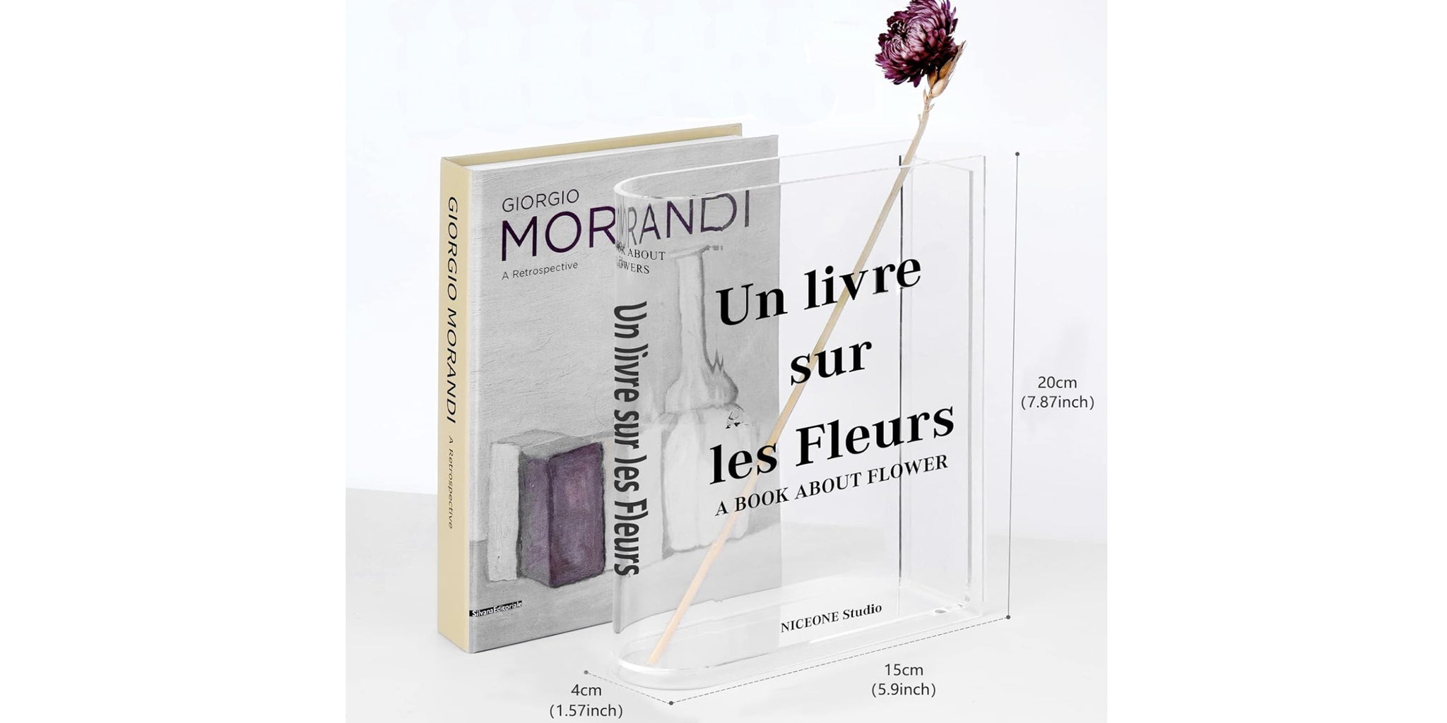 Un Livre Sur Les Fleurs Vase